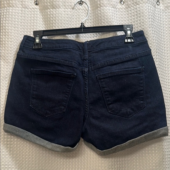 Universal Thread Navy Jean Shorts - Picture 2 of 4